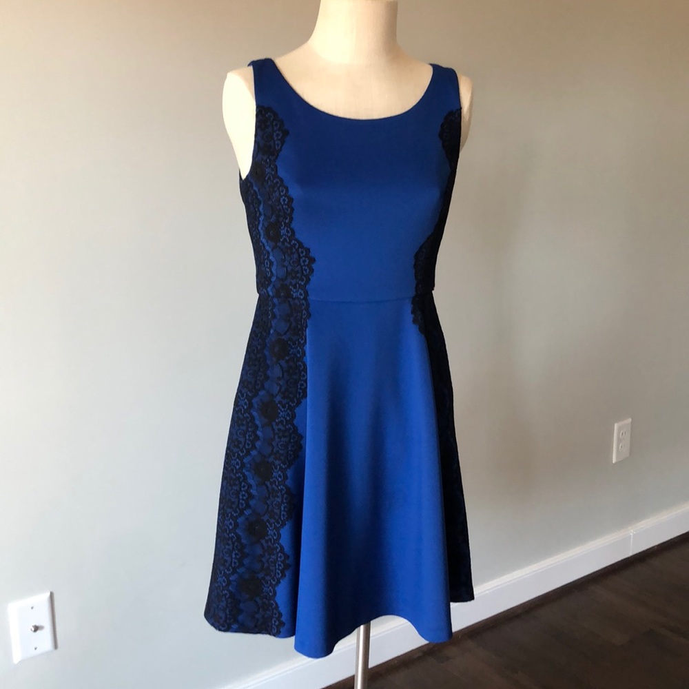 Jessica Simpson 6 Blue Black Lace Dress